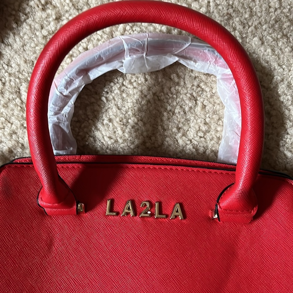 LA2LA Handbag - Picture 2 of 5